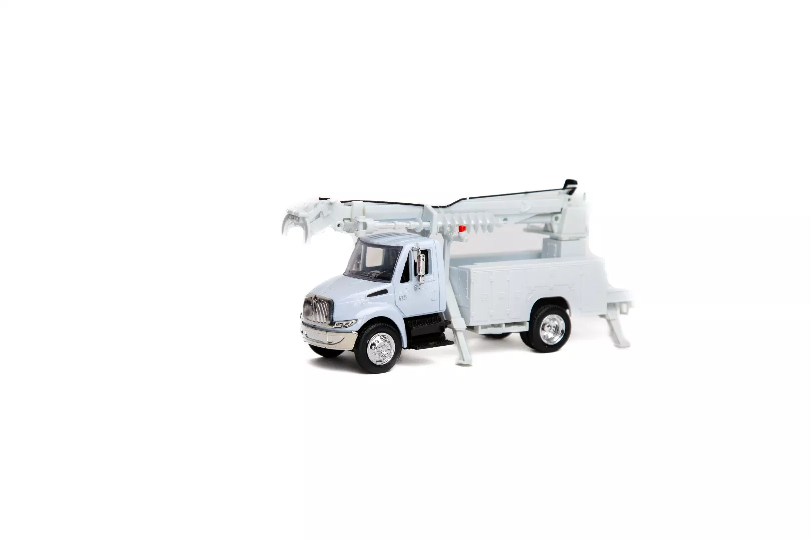1:43 Scale International 4200 Digger Truck Diecast Toy