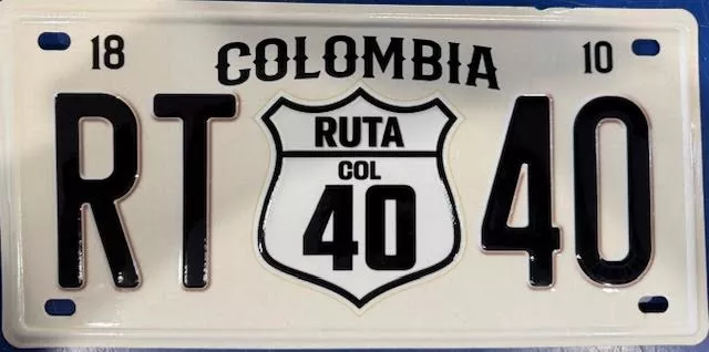 CHAPA (PLACA) DE LUJO RT 40 COLOMBIA