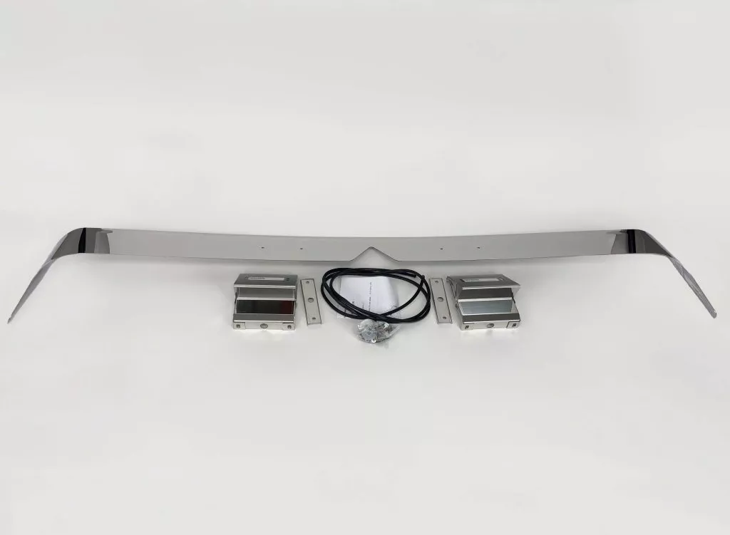 Chrome bug deflector for 2022+ International HX520