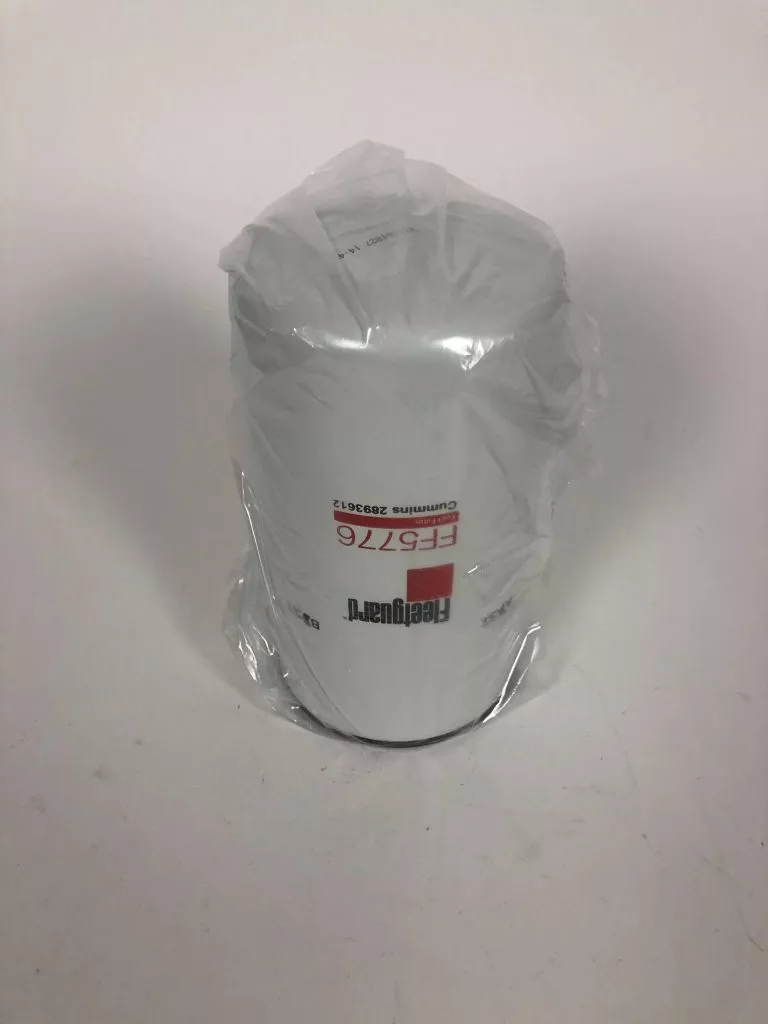 Fleetguard Fuel Filter for Cummins ISX12 & ISX15 engines.
