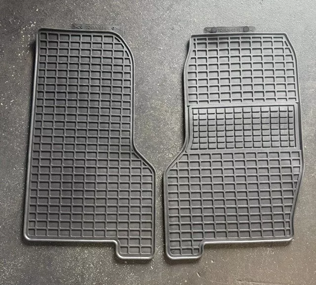 Freightliner M2 Black Floor Mat Set