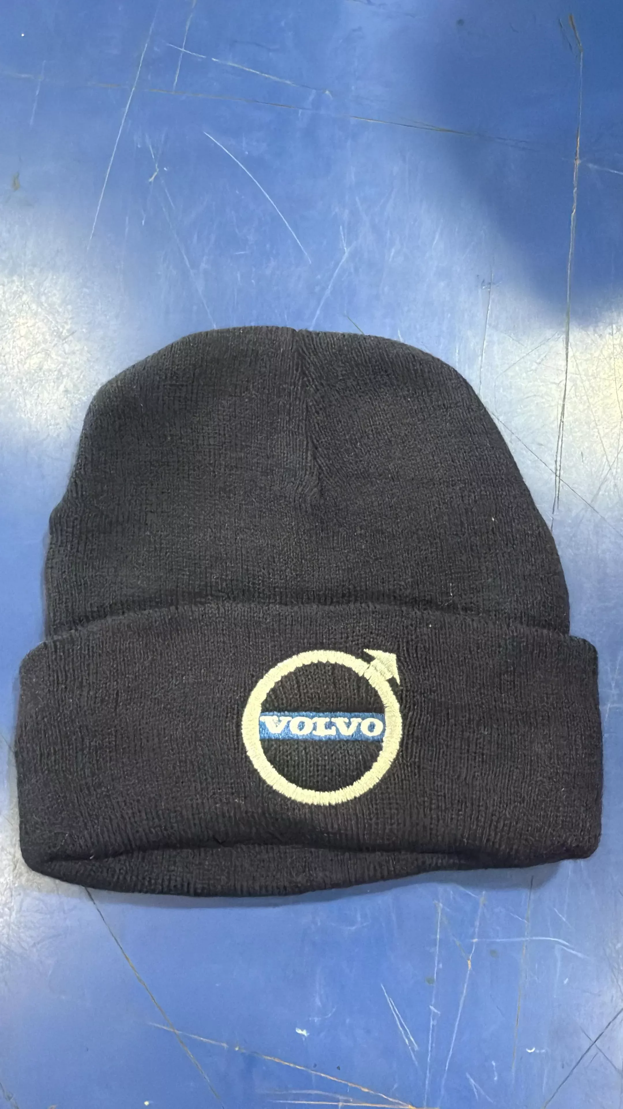 GORRO PARA EL FRIO VOLVO NEGRO