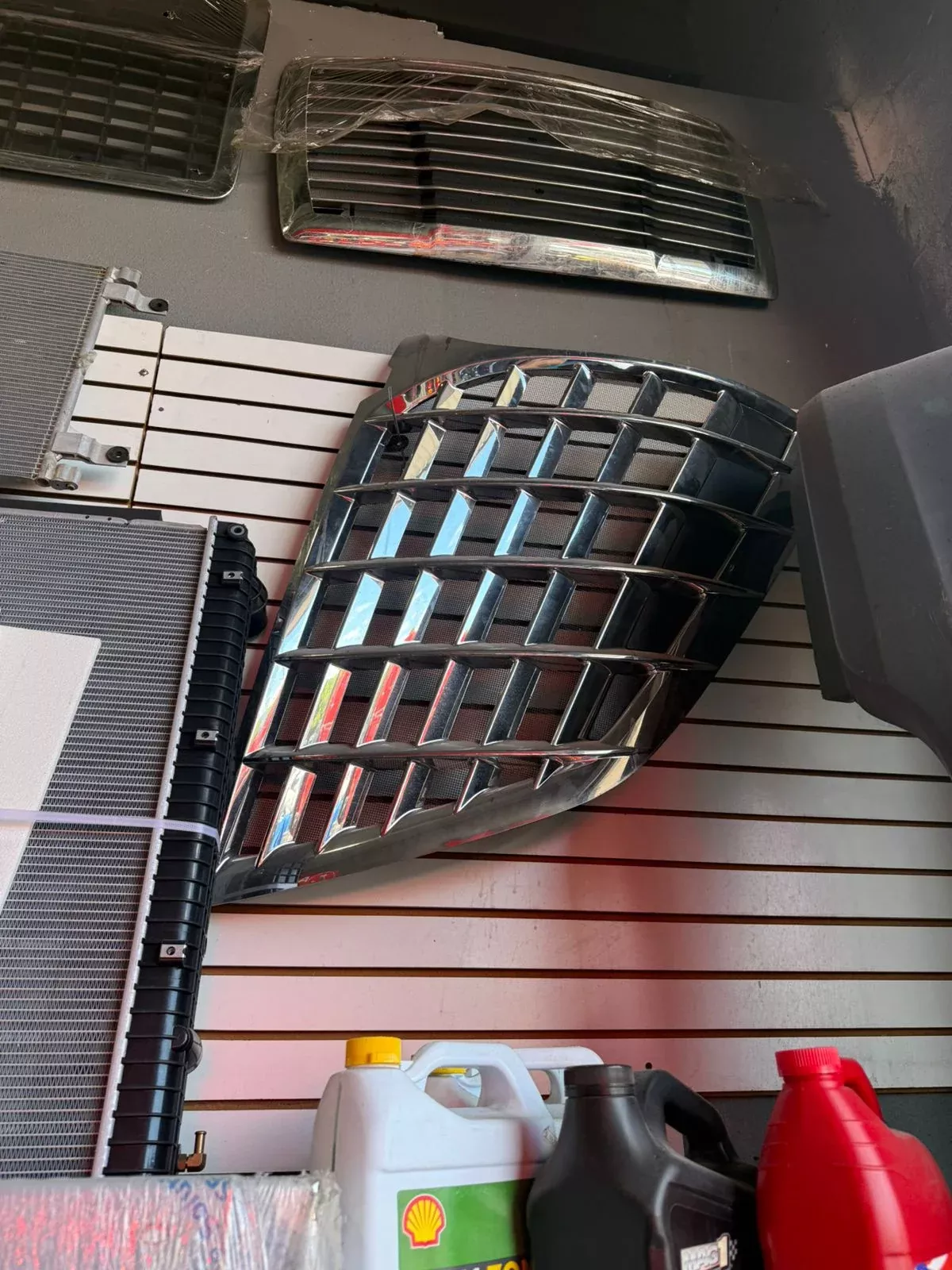 GRILLE INTERNATIONAL LONESTAR LH (3810750C92)