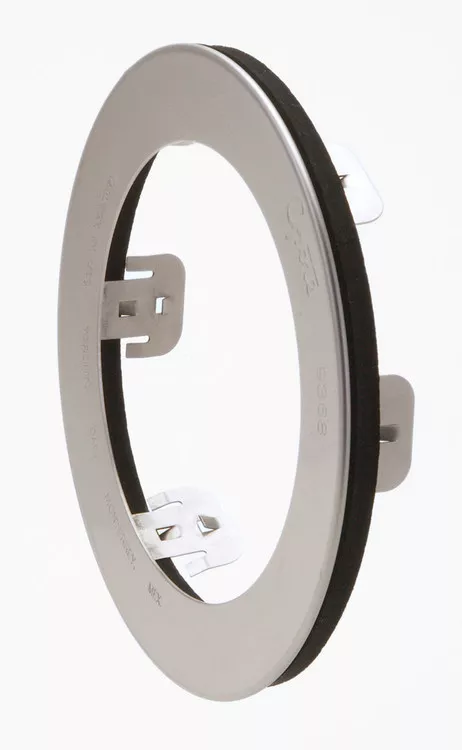 Grote Bracket, 4", Stainless Steel, Theft Resistant Flange | 93683