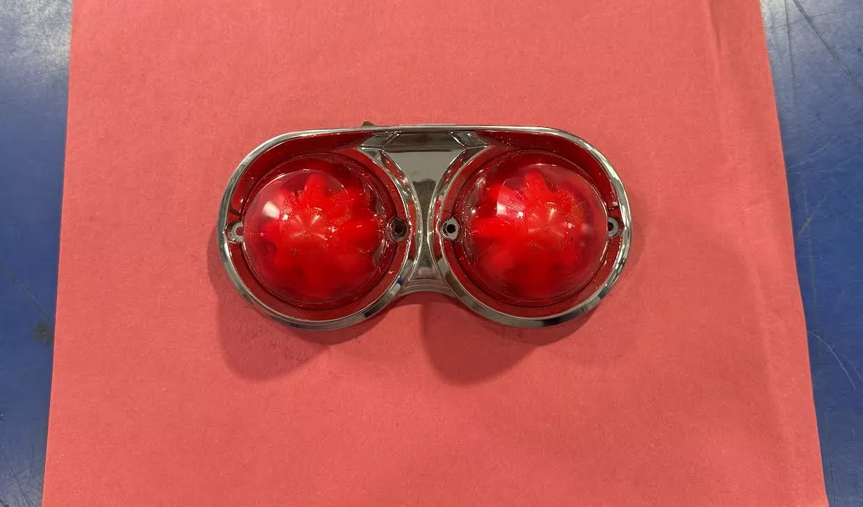 MINI WATERMELON LIGHT DUAL RED 2.5" CRHOME BEZEL INNOVA